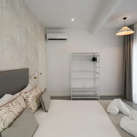 Lujoso Apartamento Con Piscina Compartida 1 Seville Exterior photo